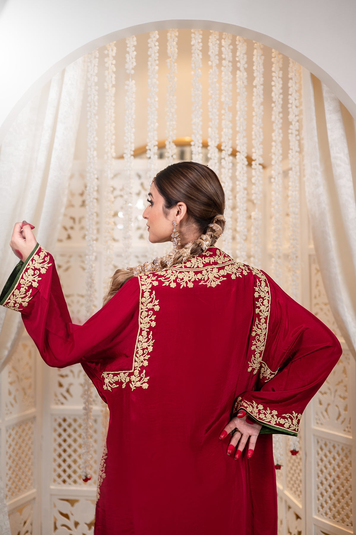 Zareen | Crimson Embroidered Cheran Set