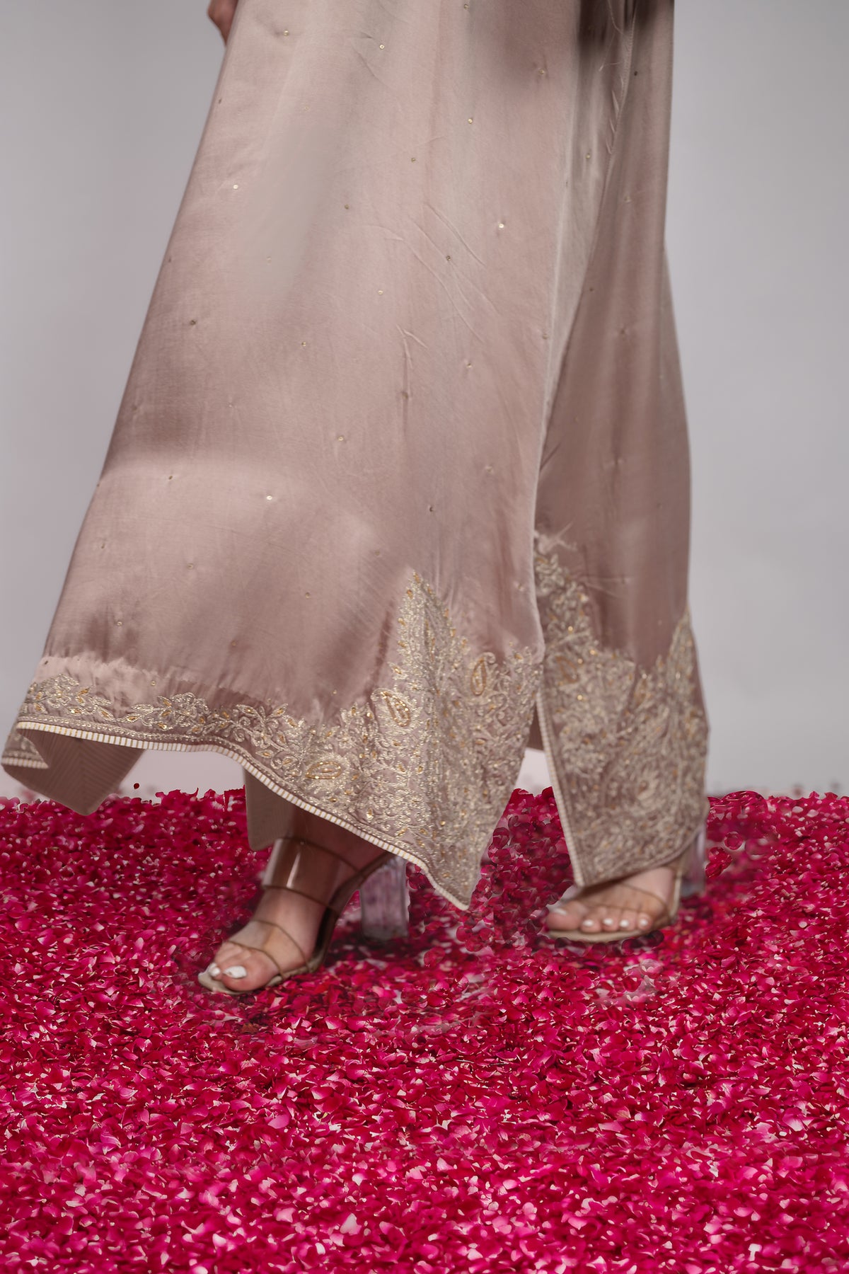 Gul-e-Shaam | Taupe Kashmiri Embroidered Kaftan
