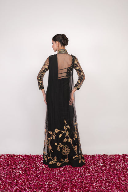 Tilla-e-Shab | Carbon Black Embroidered Saree With Jacket