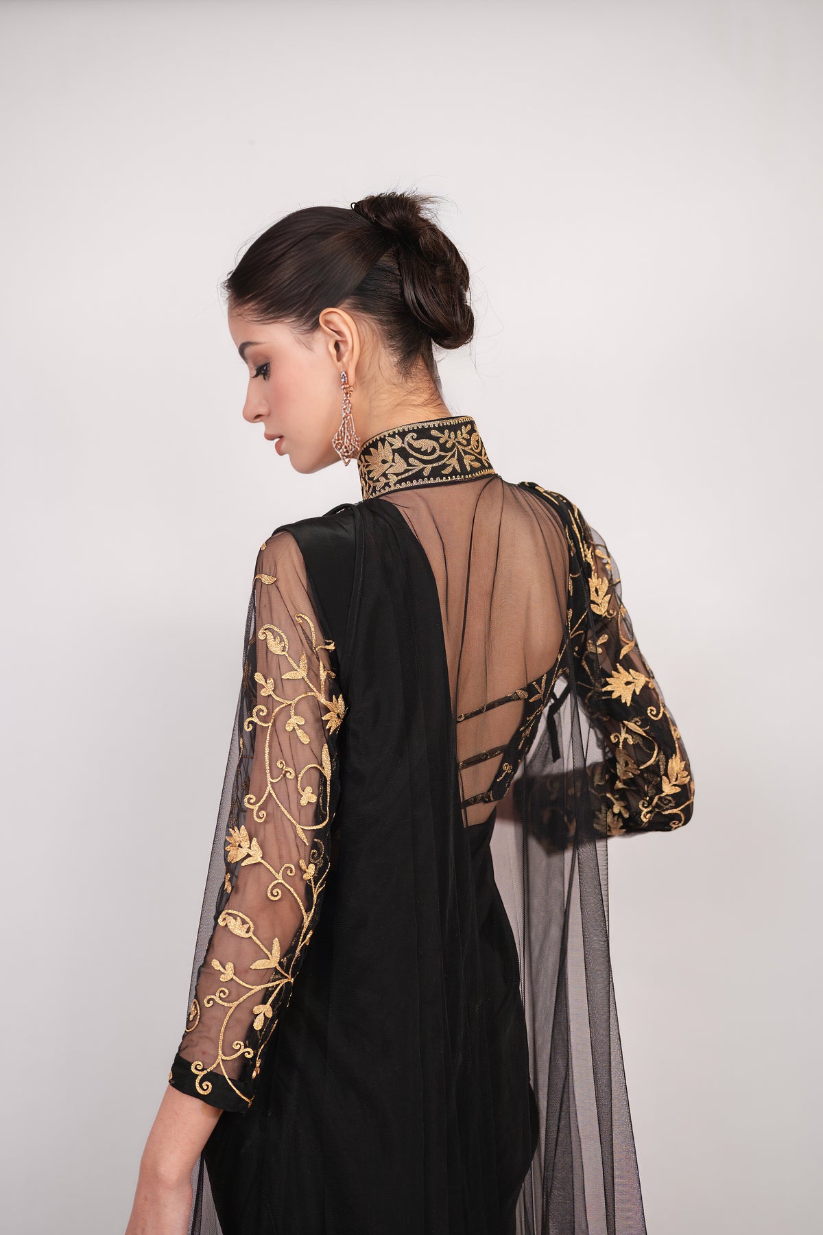 Tilla-e-Shab | Carbon Black Embroidered Saree With Jacket