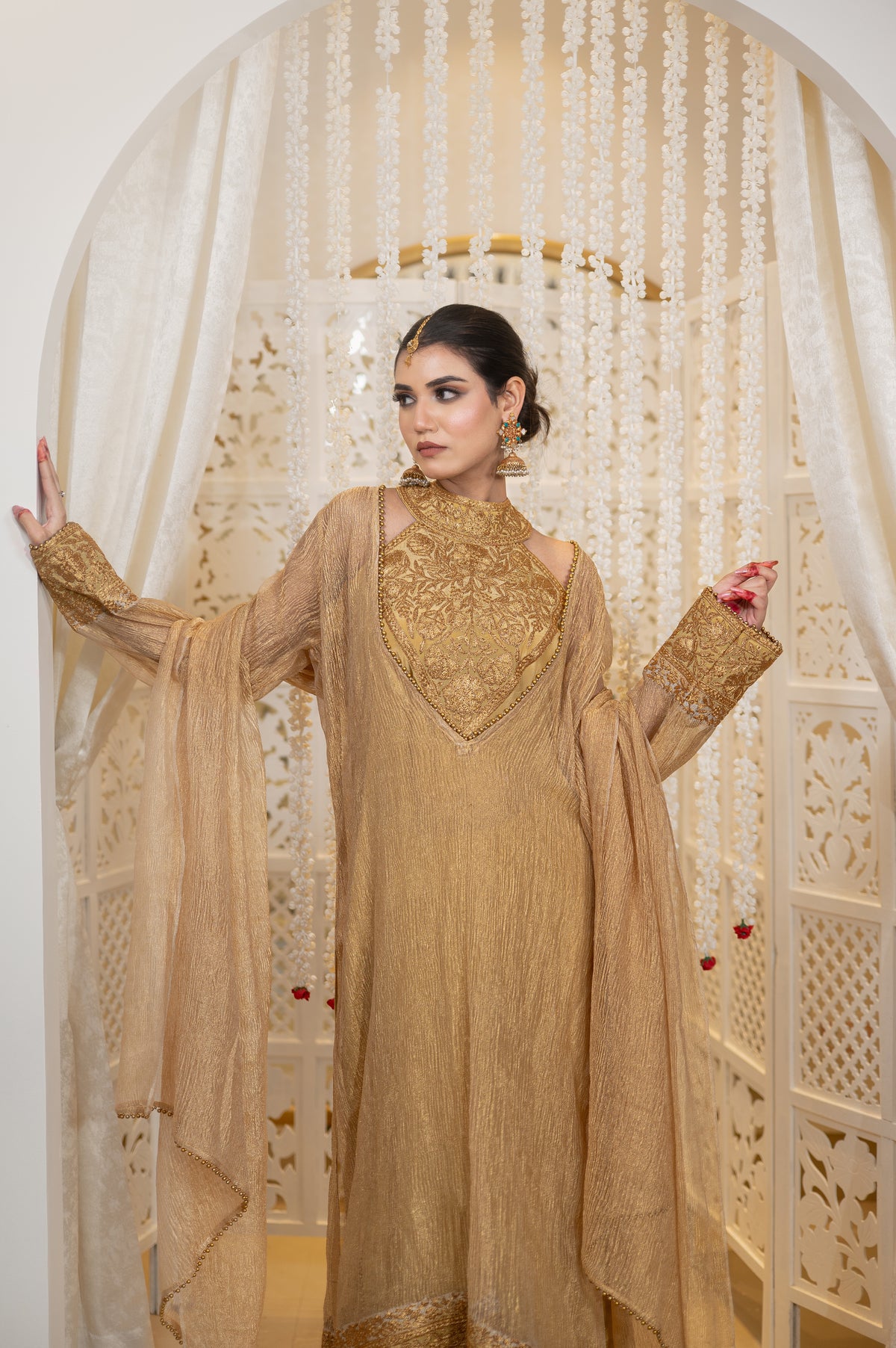 Shahzadi | Antique Gold Embroidered Tissue Suit