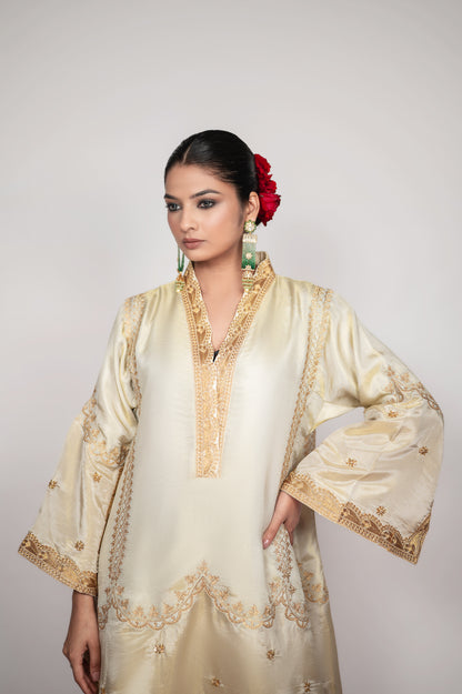 Tilla-e-Zar |  Ivory Embroidered Suit With Stripes Dupatta