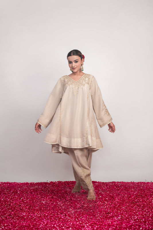 Noor-e-Shaam | Beige Embroidered Tissue Pheran Set