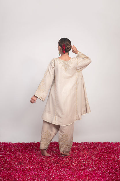 Noor-e-Shaam | Beige Embroidered Tissue Pheran Set