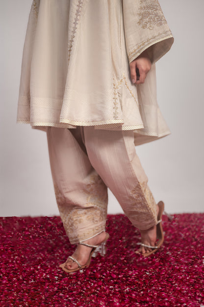 Noor-e-Shaam | Beige Embroidered Tissue Pheran Set