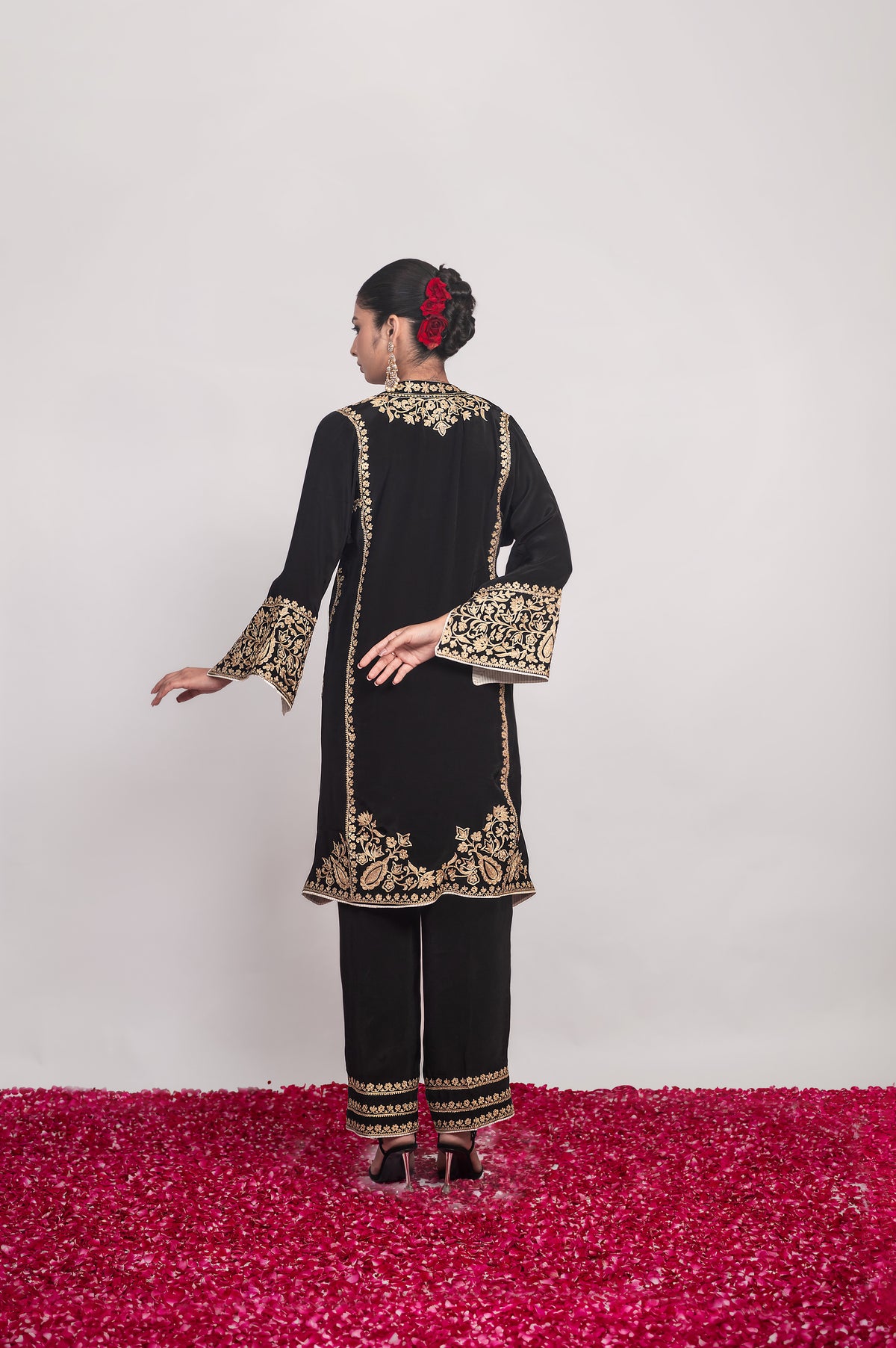 Naqsh-e-Shab |  Black Embroidered Pheran Set