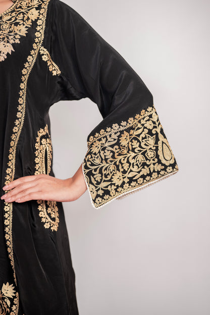 Naqsh-e-Shab |  Black Embroidered Pheran Set