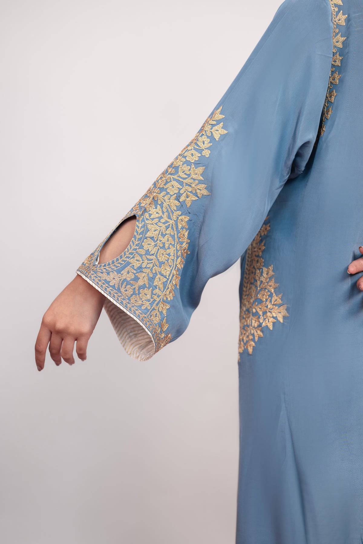 Neel-e-Shaam |  Iceberg Blue Embroidered Pheran Set