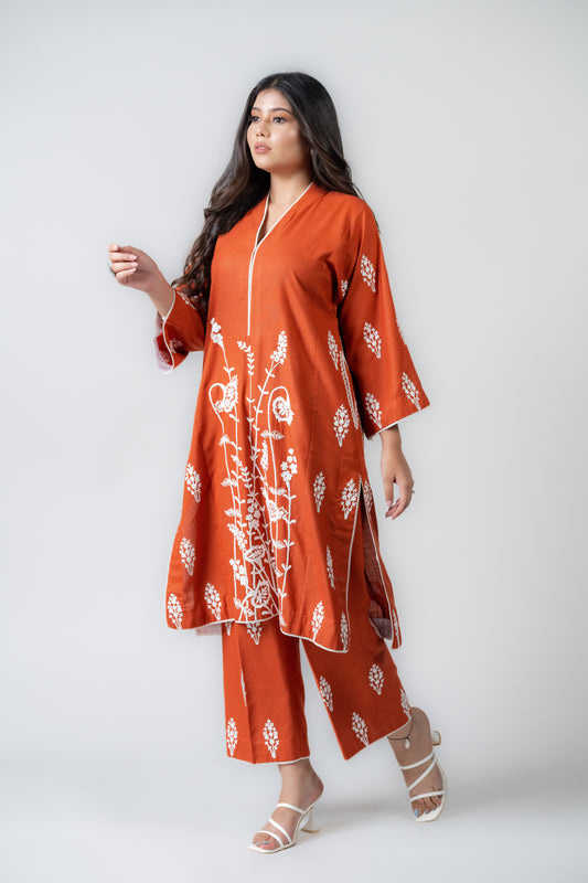 Rust Cotton Phiran Set w White Floral Aari Embroidery