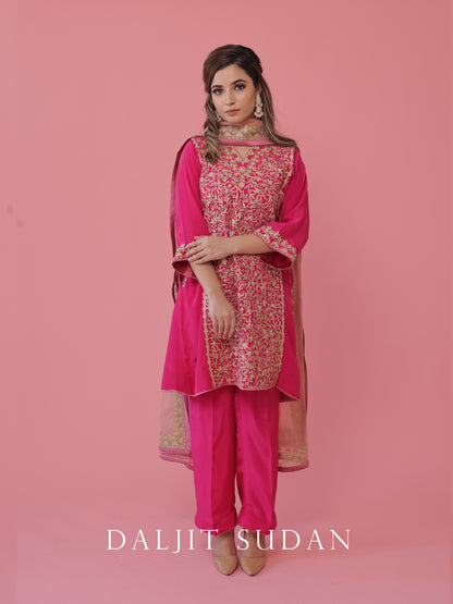 Magenta Pink crepe phiran suit with tilla aari embroidery